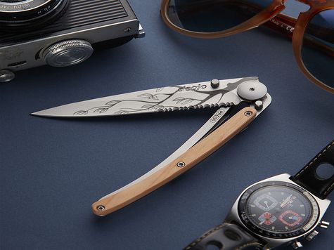 Deejo Serrated 37g, Olivenholz / Baum