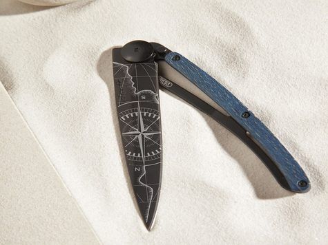 Deejo 37g, Blaues Buchenholz / Terra Incognita