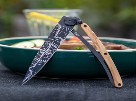 Deejo 37g, Olivenholz / Terra incognita