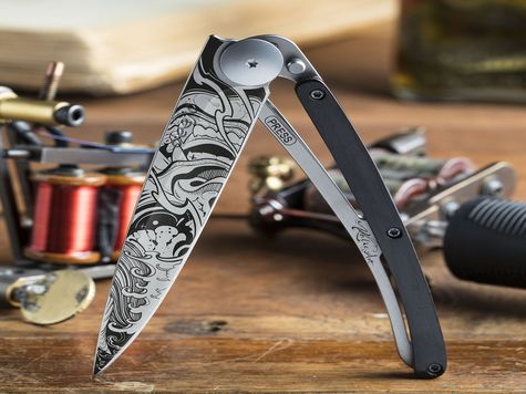 Deejo 37g, Ebenholz / Kalie